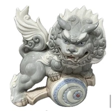 VTG 50's PORCELAIN FOO DOG SHISHI LION Collectable JAPANESE Porcelain Figurine