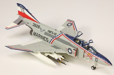 Hobby Master 1/72 F-4J Phantom II VE000 USMC VMFA-115 Able Eagles