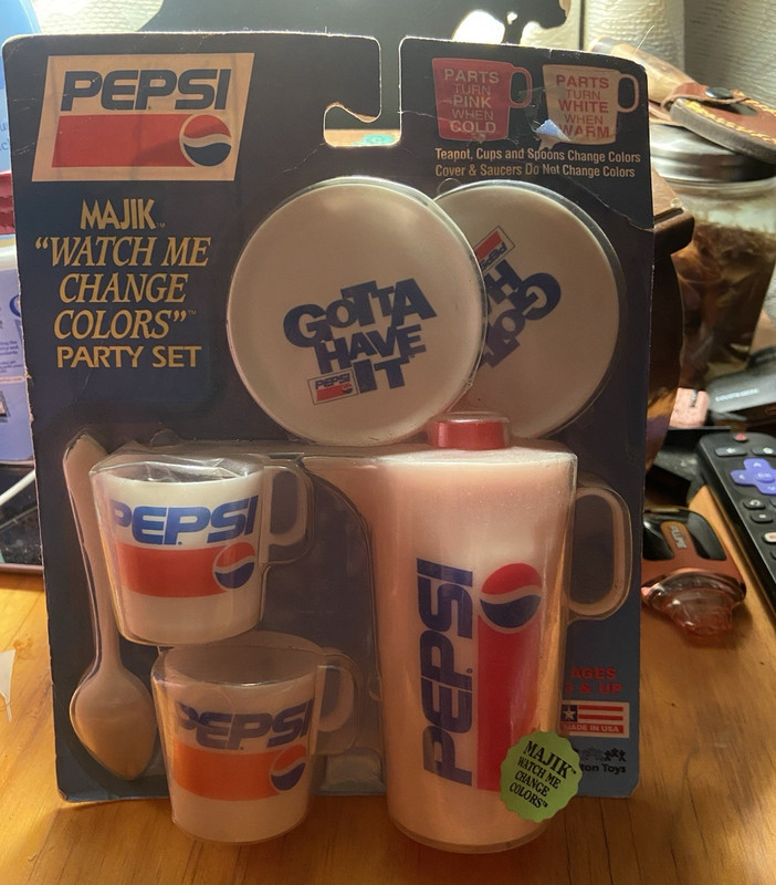 Chilton Toys Pepsi Majik Watch Me Change Colors Party Set Plastic 1989 Vintage
