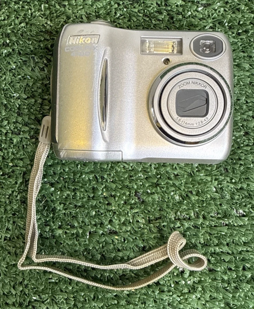 Preços baixos em Foco Automático Nikon Coolpix 4100 com Câmeras
