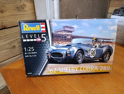 Neu versiegelt - Revell 07669 AC Cobra 289 1:25 Modellbausatz 119 Teile Level 5 