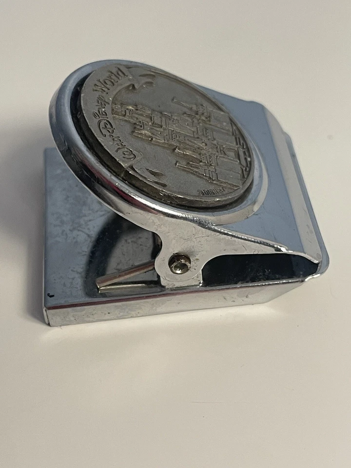 RARE Walt Disney World Cinderella’s Castle Fridge Metal Clip Magnet - Image 3 of 4