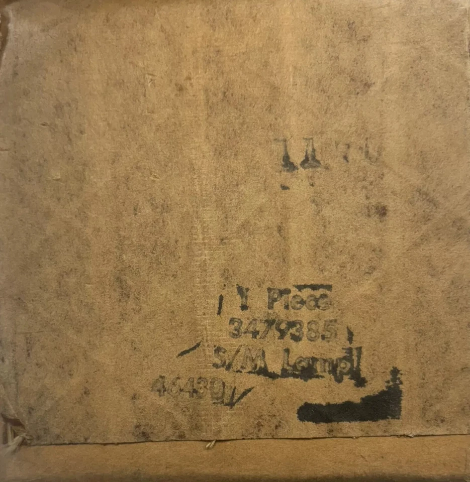 Bisel de lámpara marcadora trasera izquierda del lado del conductor Plymouth Fury 1970-1971 3479385 NOS. Foto 3 de 4