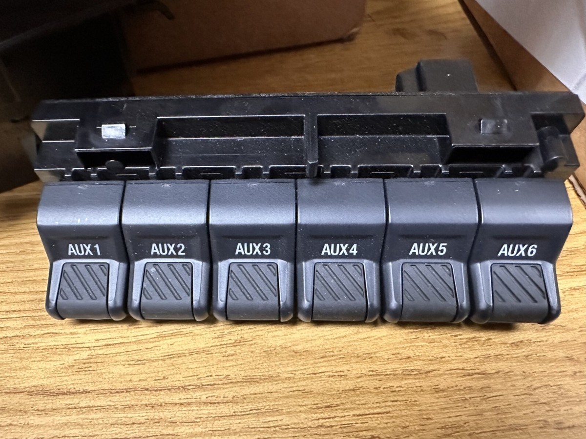 OEM FoMoCo 6 Switch Auxiliary Switches, E7R9A M2DT-13D734-HC | eBay