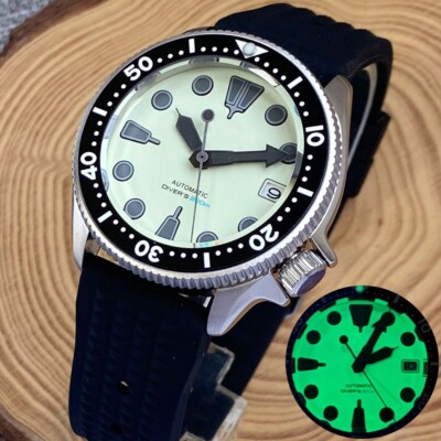 37mm Diving 20ATM NH35 Sapphire Glass Green Full Luminous Automatic Mens Watch