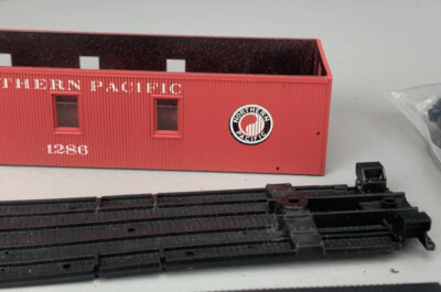 HO Roundhouse 3442 Old Timer Caboose Northern Pacific #1286 Kit NIB! HO4750