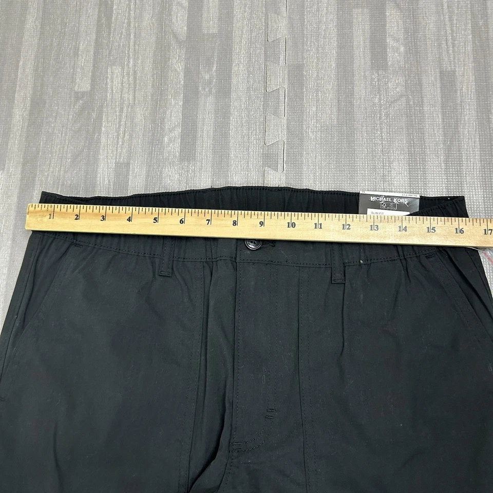 Pantalones de chándal ajustados Michael Kors Commuter para hombre talla mediana negros $128 Foto 2 de 4