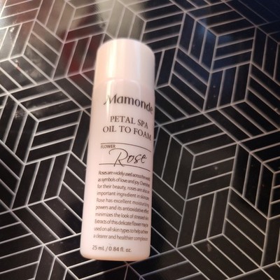 Mamonde Rose Oil to Foam Facial Cleanser 0.84 fl oz   Mini Size
