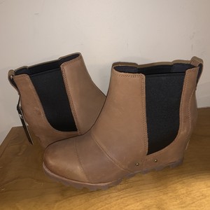 brown merrell boots