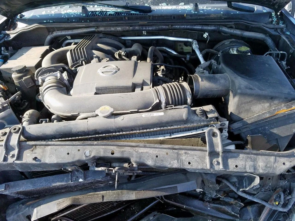 Pinza de freno de disco delantera derecha usada se adapta a: Nissan Xterra 2013 delantera desde 2/08 6 c Foto 3 de 4