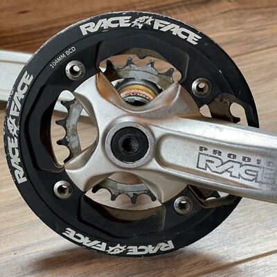Race Face Prodigy DH ISIS Crankset 175 22 32 104BCD Giga Pipe 113