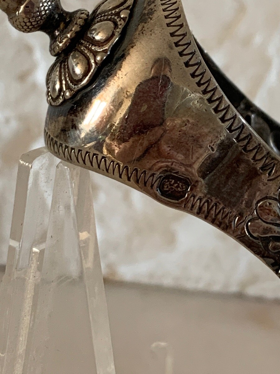 Ancienne Pince à Sucre En Argent Massif - Motif Vieillard - Art De La Table
