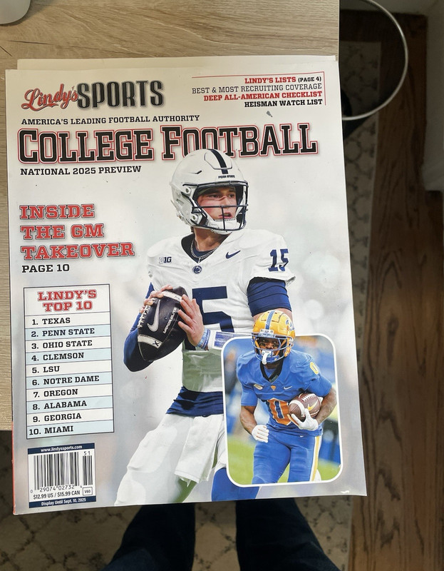 Lindy's Sports College Football National Preview Magazine September 2025 English