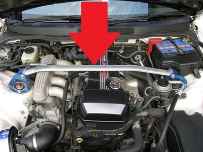 Für Toyota Altezza SXE10 2WD Federbein Tower Bar vorne 195 540 A CUSCO...