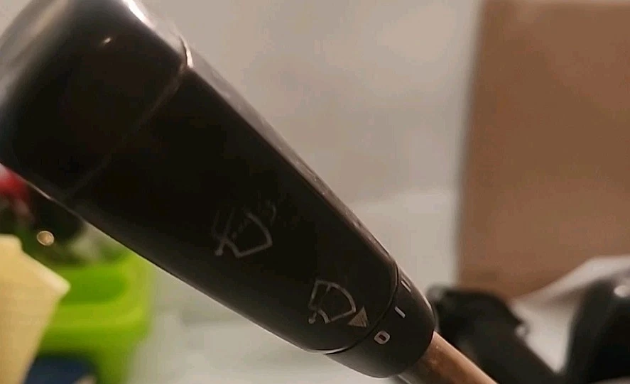 81-83 MERCEDES-BENZ 240D 300D OEM STEERING COLUMN CRUISE CONTROL WIPER SWITCH - Image 2 of 4