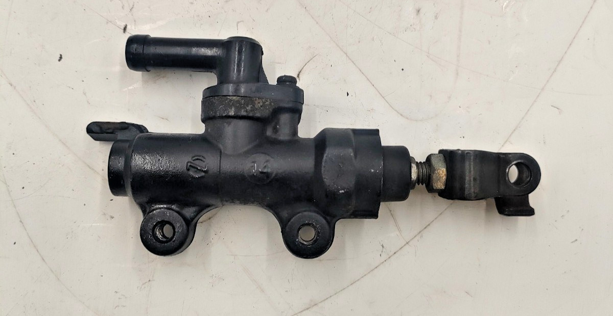 POMPA FRENO POSTERIORE - HONDA HORNET 600 DAL 2005 AL 2006