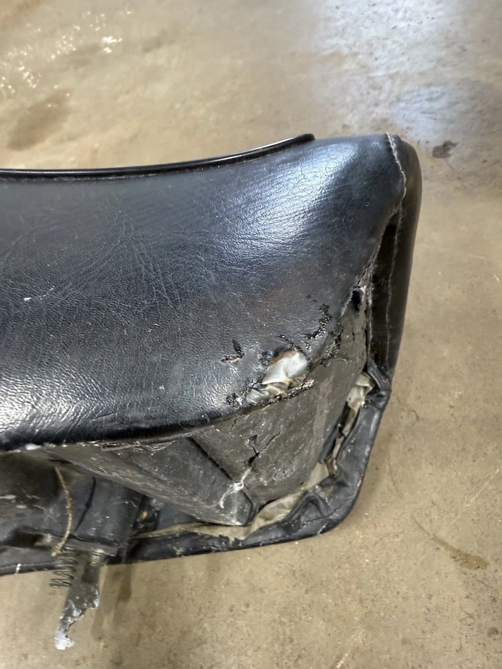 Yamaha XJ750 Maxim 1982-1983 sillín de asiento doble acolchado cojín de conductor original Foto 3 de 4