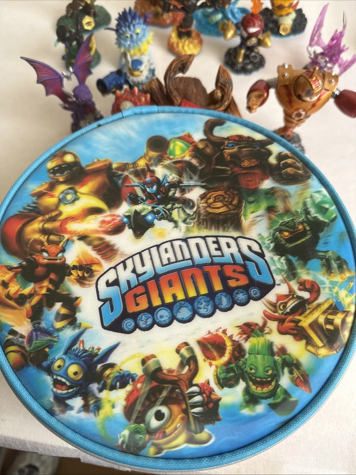Skylanders Wii Lot Of 13 With Case Character Swap Force, Giants, 2012, 2013 - Image 4 of 4