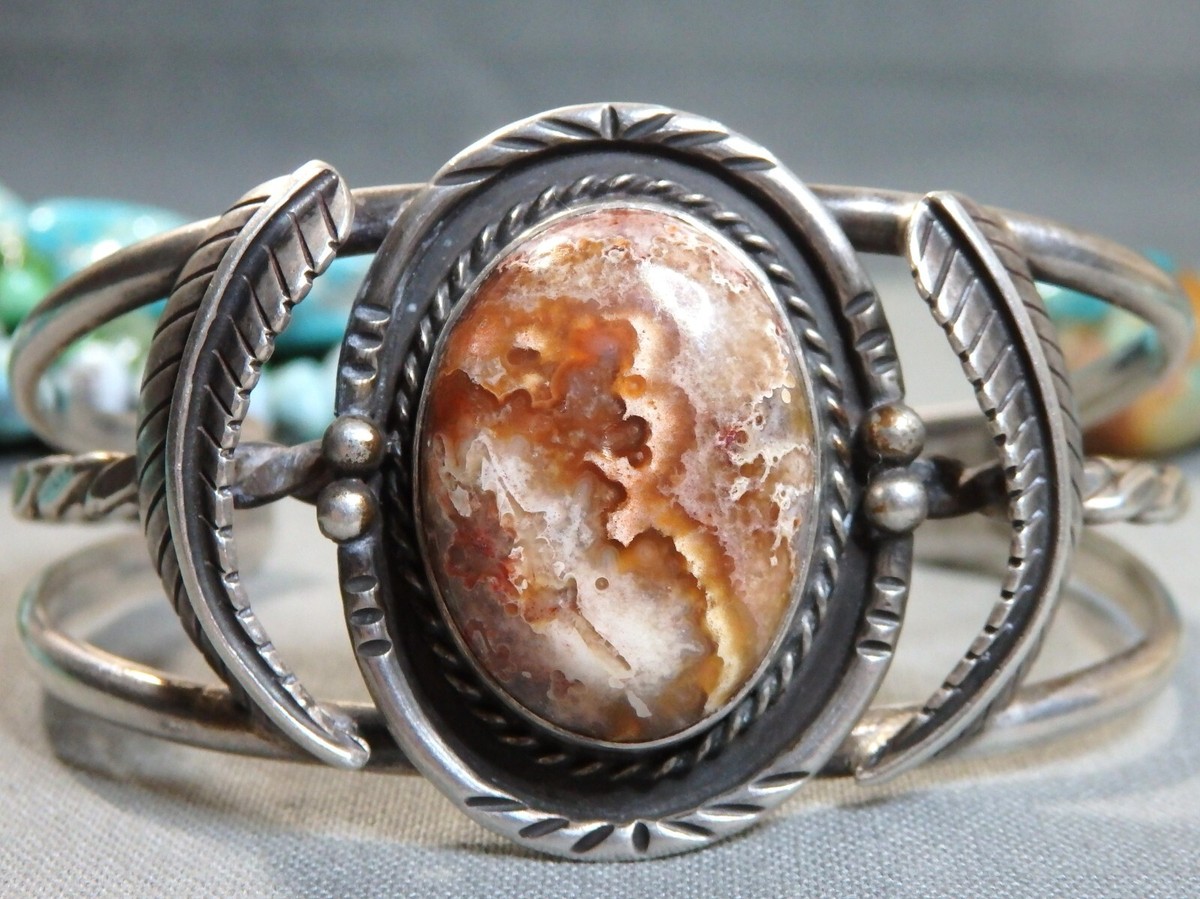 Rare Vintage Zuni 'Domed Coral' Native American Jewelry Silver Cloud Sterling Bracelet Rare Vintage Zuni 'Domed Coral' Native American Jewelry Silver Cloud Sterling Bracelet