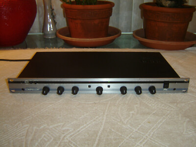 Aphex 300 Compeller, Original, Compressor Limiter Leveler, Vintage Rack