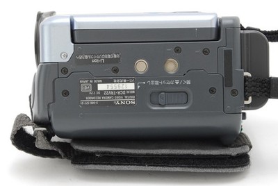 Sony DCR-TRV22 Mini DV Handycam Camcorder From Japan ~Near Mint