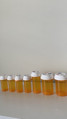 Lot 7 Empty Medicine Pill Plastic Amber Bottles Prescription Crafts Storage