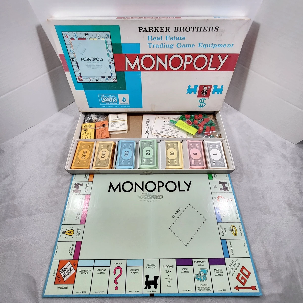 Parker Brothers Monopoly 1961 Vintage Manufacture Board