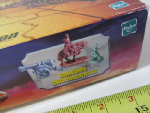 vintage RISK game of global domination - tons of miniatures Hasbro board game - Picture 10 of 15