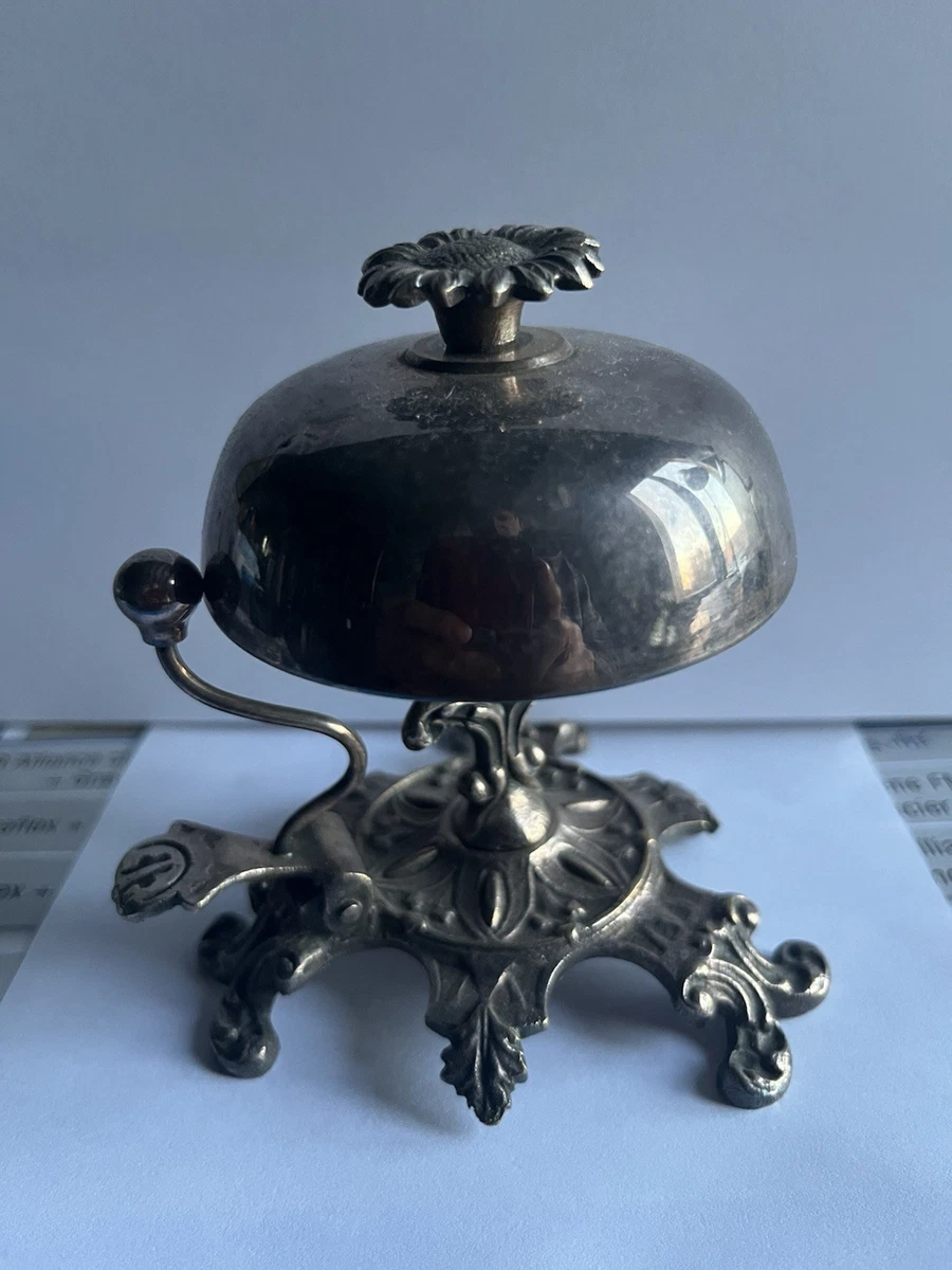 Sonnette De Comptoir Vintage En Bronze – XXème Siècle – Hôtellerie & Métier
