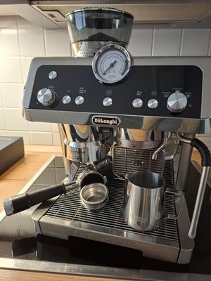 De'Longhi EC 9355.M La Specialista Prestigio 19bar 1450W Kaffeemaschine - Silber