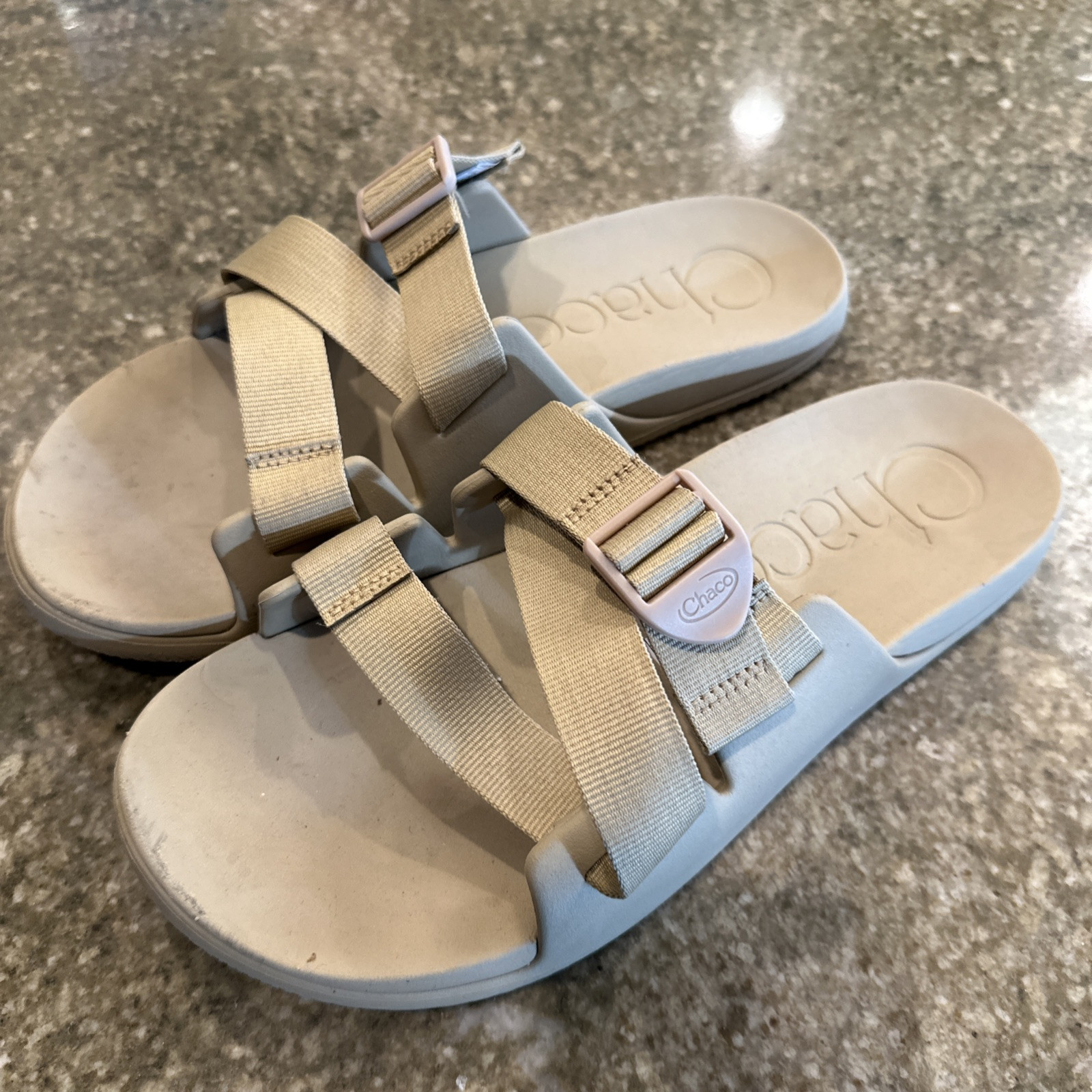 Chaco Chillos Tan Womens Slide Sandals Size 12 Adjustable Foam Water Friendly Outdoor Shoes