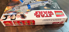 FINCH DALLOW BOMBER - Star Wars 75188 Resistance Bomber - OPEN BOX