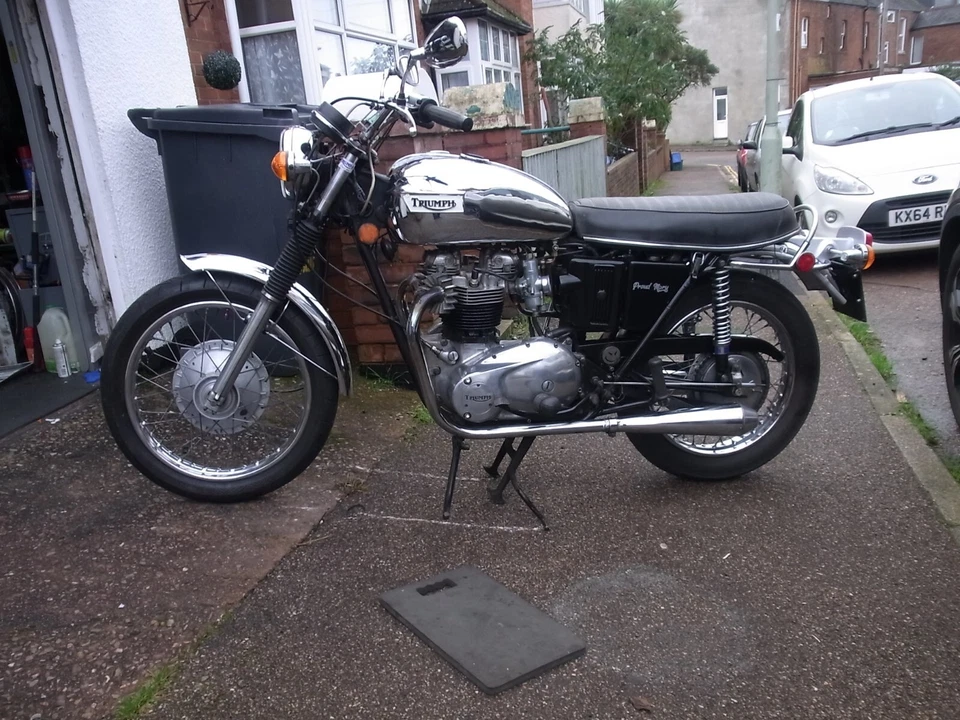 RECTIFICADOR DE ESTADO SÓLIDO CONSTELACIÓN REAL ENFIELD.(MODELOS ALTERNADOR) Foto 2 de 3