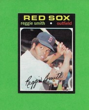1971 Topps #305 Reggie Smith Boston Red Sox star Dead Centered MINT