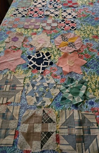 Lot Of 27 True Vintage 70s All Handsewn Orphan Quilt Blocks Mix Of Sizes