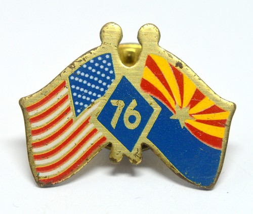 USA 1976 ARIZONA STATE FLAG COMMEMORATIVE PIN BADGE - Picture 1 of 2