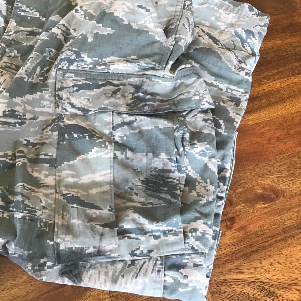 Pantalones militares para hombre talla 32S US Air Force Multi Cam carga bolsillo pantalones 32X30 Foto 4 de 4