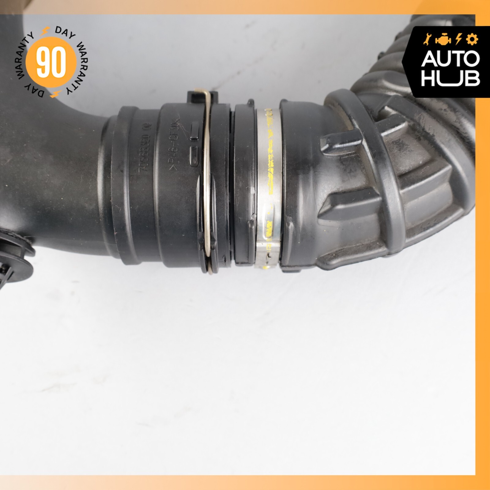 14-22 Maserati Quattroporte M156 Engine Right Air Intake Duct Pipe Hose Set OEM