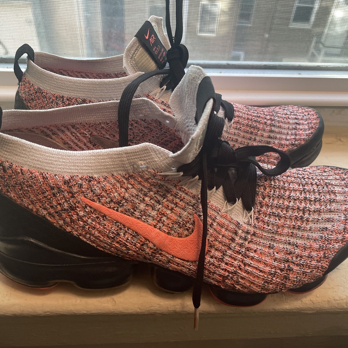 vapormax hyper crimson