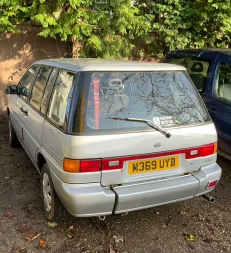 nissian prairie mk2 LX wav car disabled RARE - Picture 2 of 11