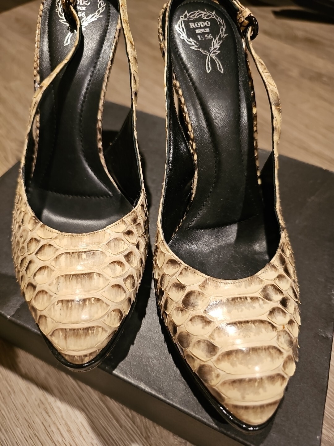 Rodo Authentic Python Womens High Heel Shoes US 8… - image 4