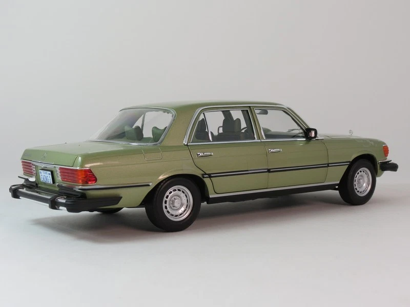Norev Mercedes Benz 450 SEL U.S. version silvergreen metallic 1979 1/18 183975 - Immagine 3 di 4