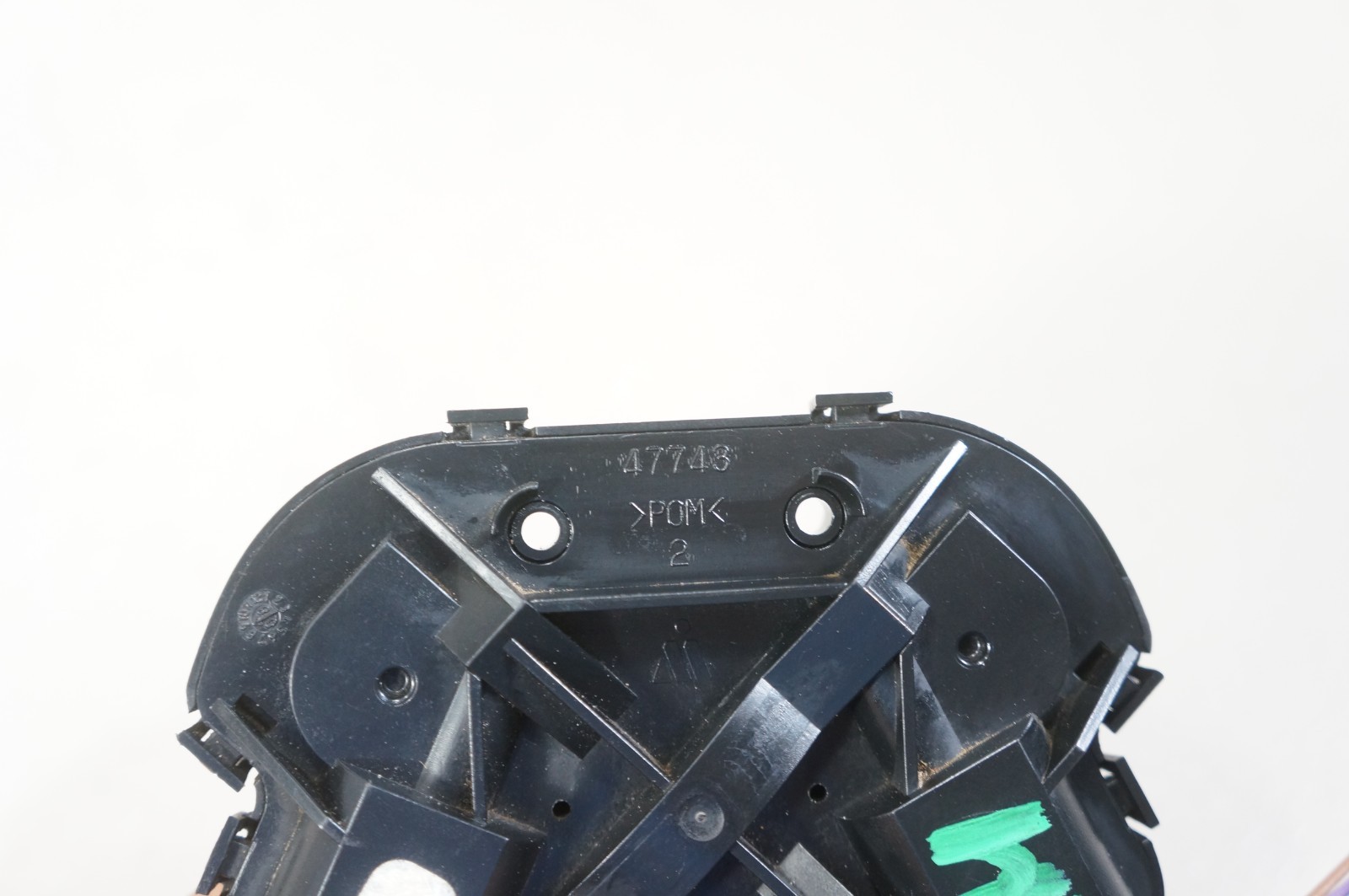 2007-2014 chevrolet tahoe right passenger mirror glass motor actuator oem