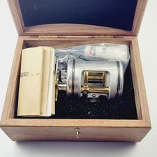 Abu Garcia Ambassadeur 5600CDL Silver w/ 24kt...