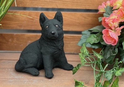 Frostfeste Steinfigur Schäferhund klein schwarz Gartenfigur Steinguss