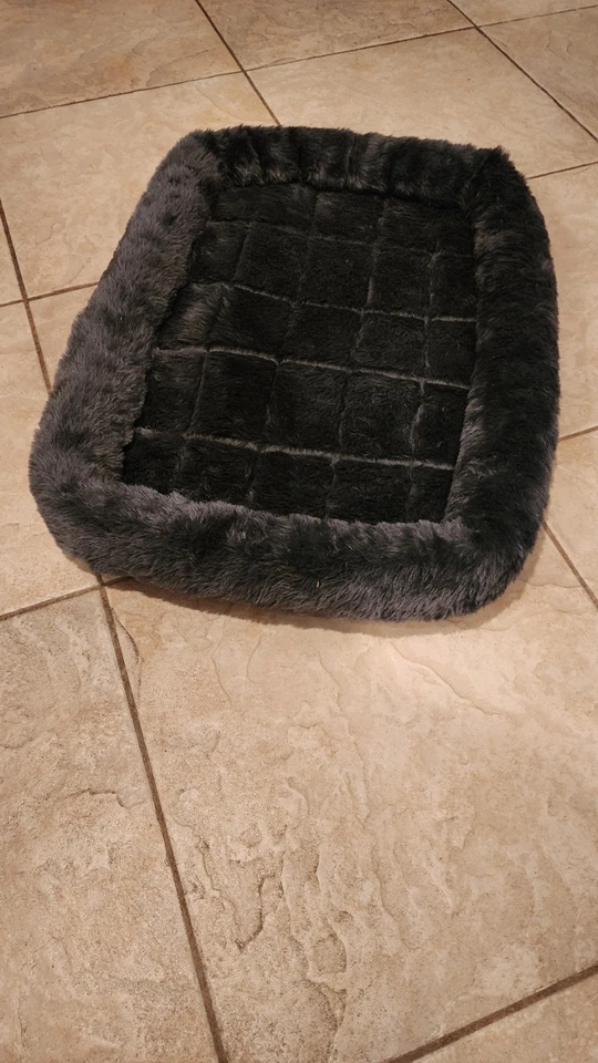 New 30" Fleece Dog Bolster Bed & Crate Gray Mat MidWest Quiet Time  - Image 2 of 4