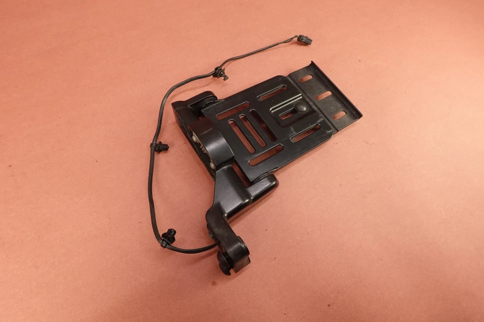 Harley VRSCF 2009-2017 Muscle V-Rod soporte de matrícula Foto 3 de 4