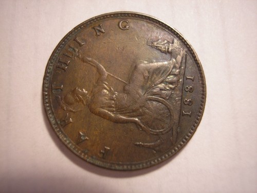1881 British Farthing, Queen Victoria, KM# 753, 3 Berries, UK - Picture 2 of 8