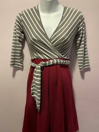 Lilac Maternity & Nursing Crossover Front Tie Dress - XS(2-4) FAST FREE SHIP NWT