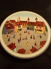  VILLEROY & BOCH DESIGN NAIF HOT PLATE 8" IN DIAMETER